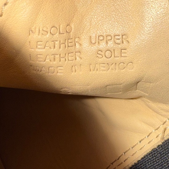 Nisolo Eva Everyday Black Leather Chelsea Boots Size 8 - Picture 9 of 13